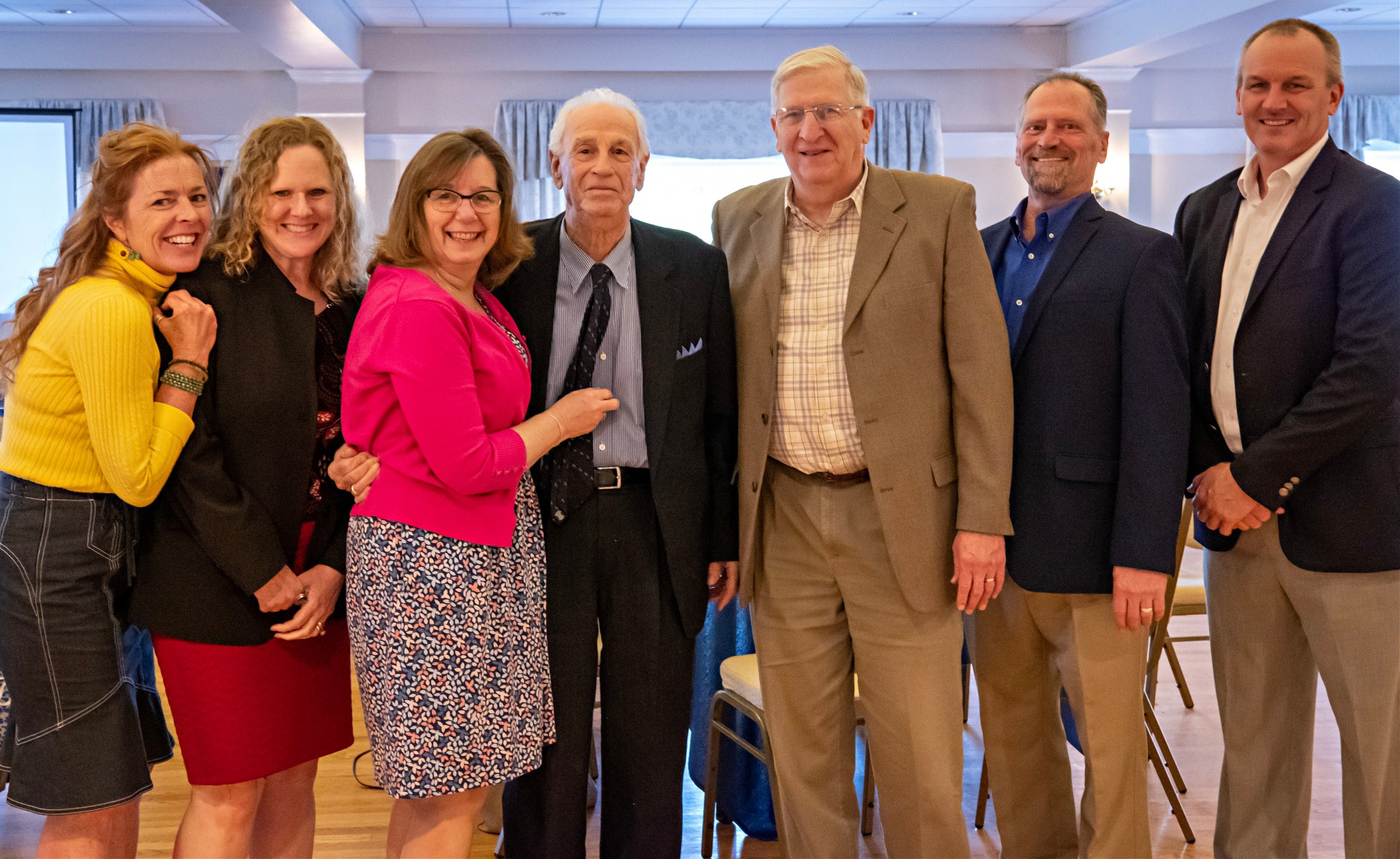 ?    ?Pictured (L to R) – Kelly Taylor, Shelly Stockmal, Leslie Unger (fixing Vince’s button), Vince Raffeo, Joe Guinta, Brian Meyer, and Robert Shultz, all from The Victory Bank. *Thanks to Victory’s Bill Vitiello (not pictured), who took the photo!